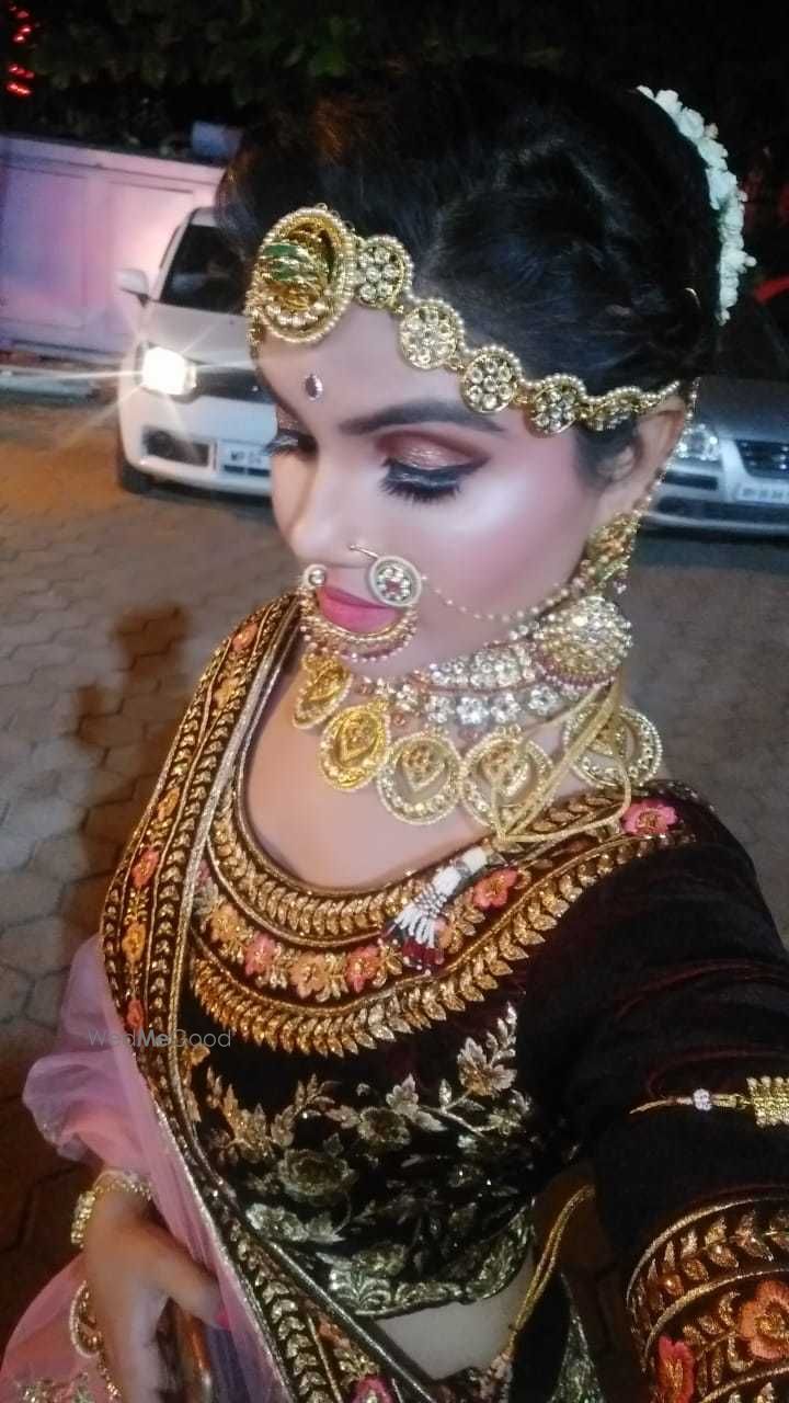 Photo By Mansi Beauty Salon - Bridal Makeup