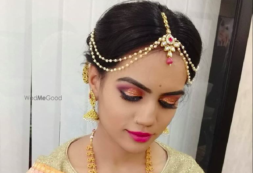 Bhakti Makeup Artist