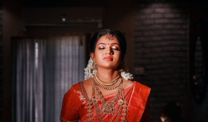 Photo By Manya Photography - Photographers