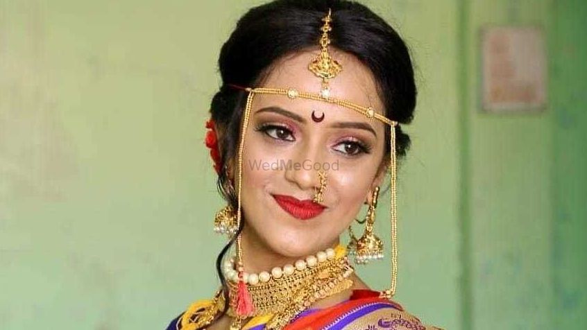 Aarti- Makeup Artist & Hair Stylist