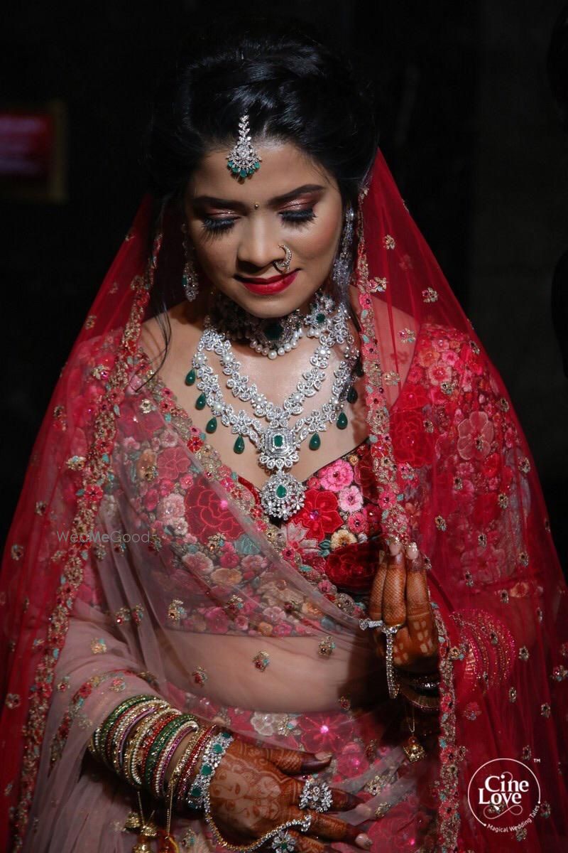 Photo By Pooja Khurana Makeovers - Bridal Makeup