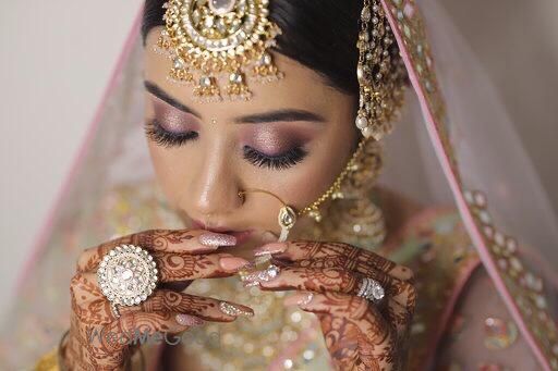 Photo By Pooja Khurana Makeovers - Bridal Makeup