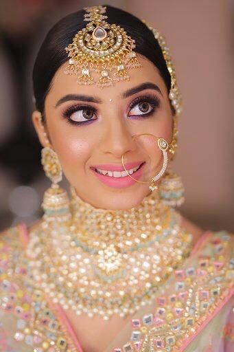 Photo By Pooja Khurana Makeovers - Bridal Makeup