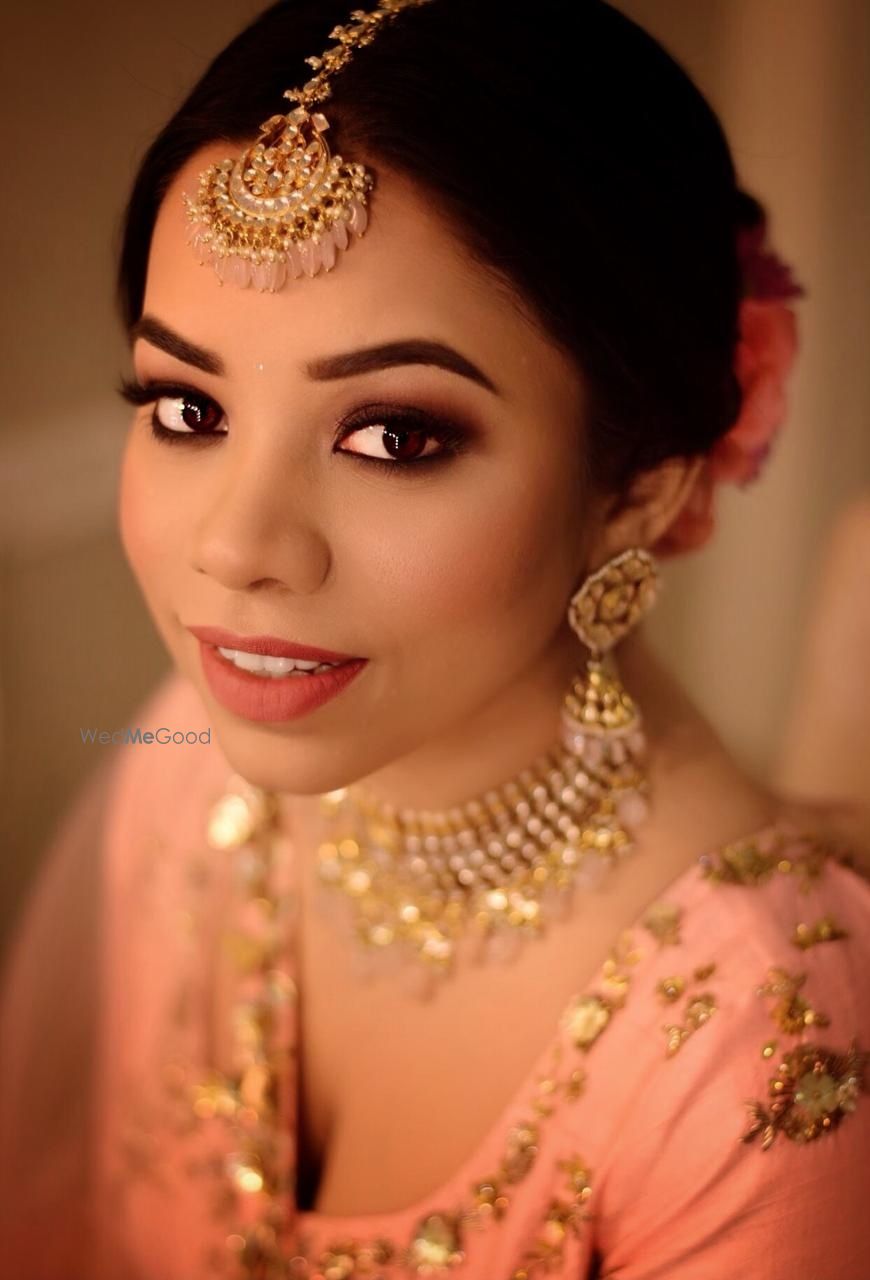 Photo By Pooja Khurana Makeovers - Bridal Makeup