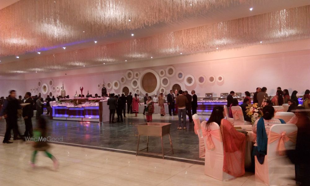 Photo By Lily White - Venues