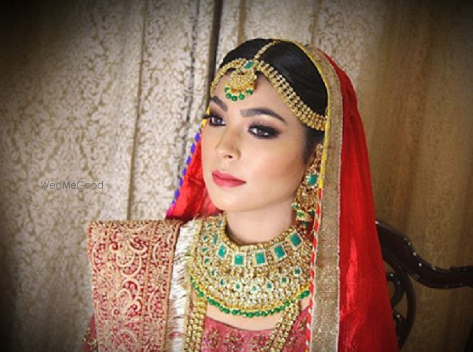 Makeup by Navruti Bhatia