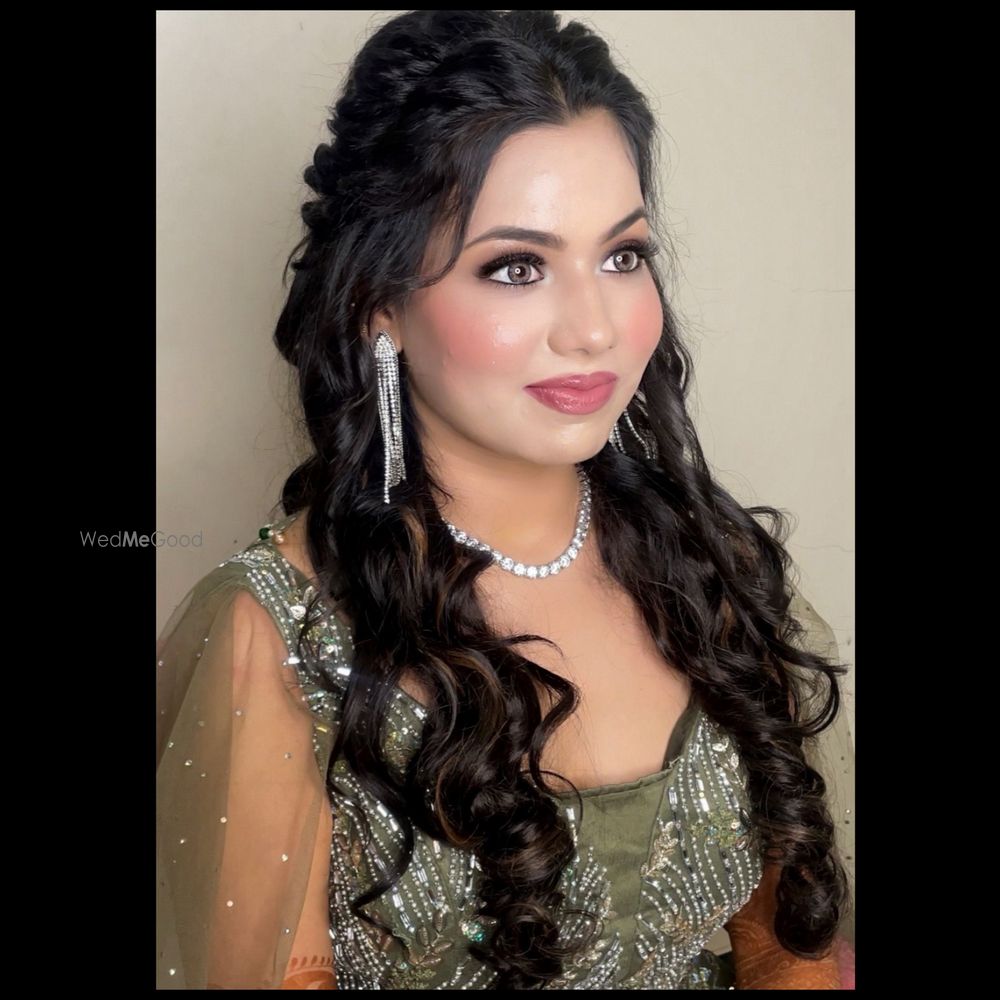 Photo By Sheena Makeovers - Bridal Makeup