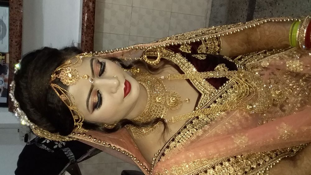 Sri Radhika Ji Beauty Parlour