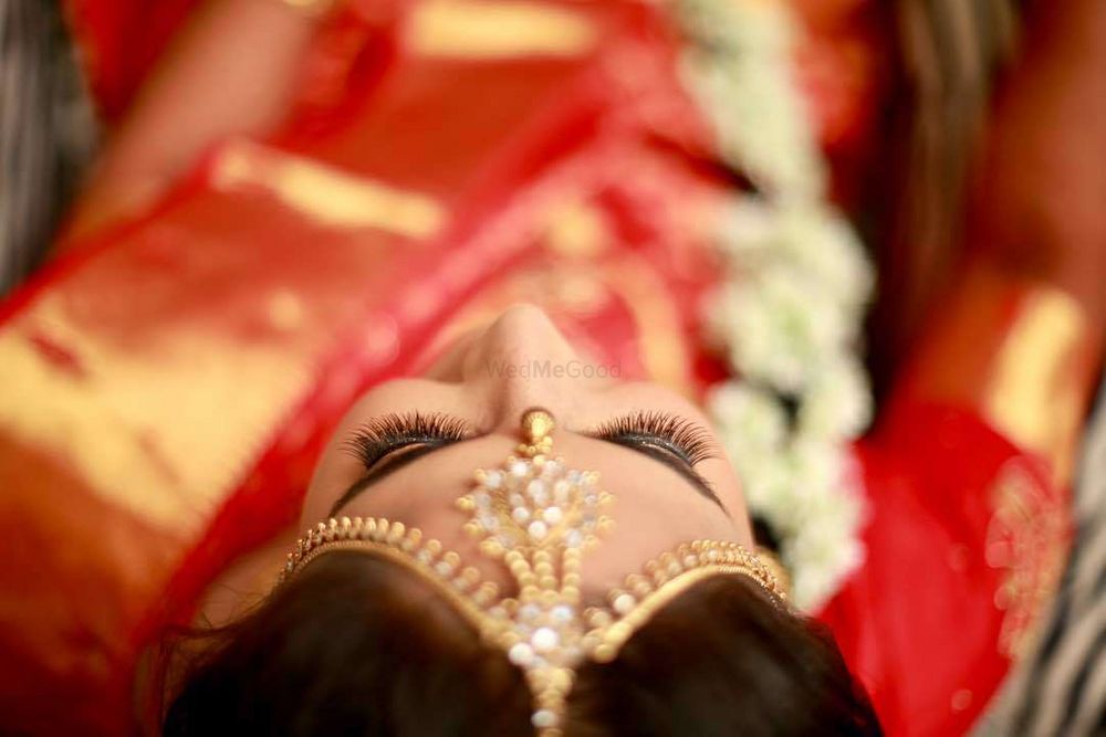 Photo By Juhi Awadhiya - Bridal Makeup