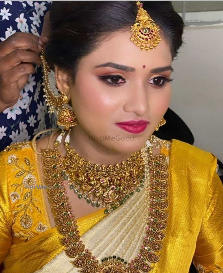 Photo By Anjali Singh Makeup Artistry - Bridal Makeup