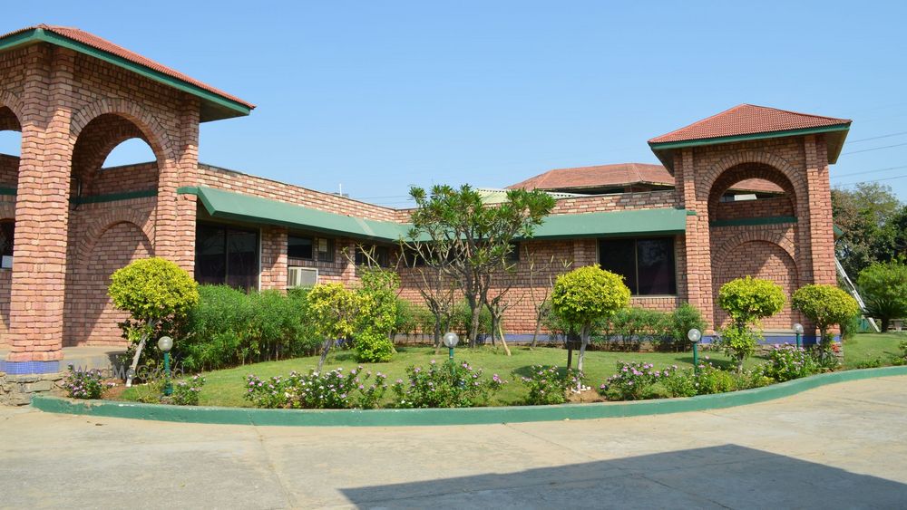 SwapanLok Resort