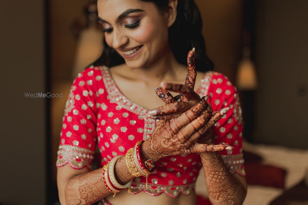 Photo By Little Big Weddings - Photographers