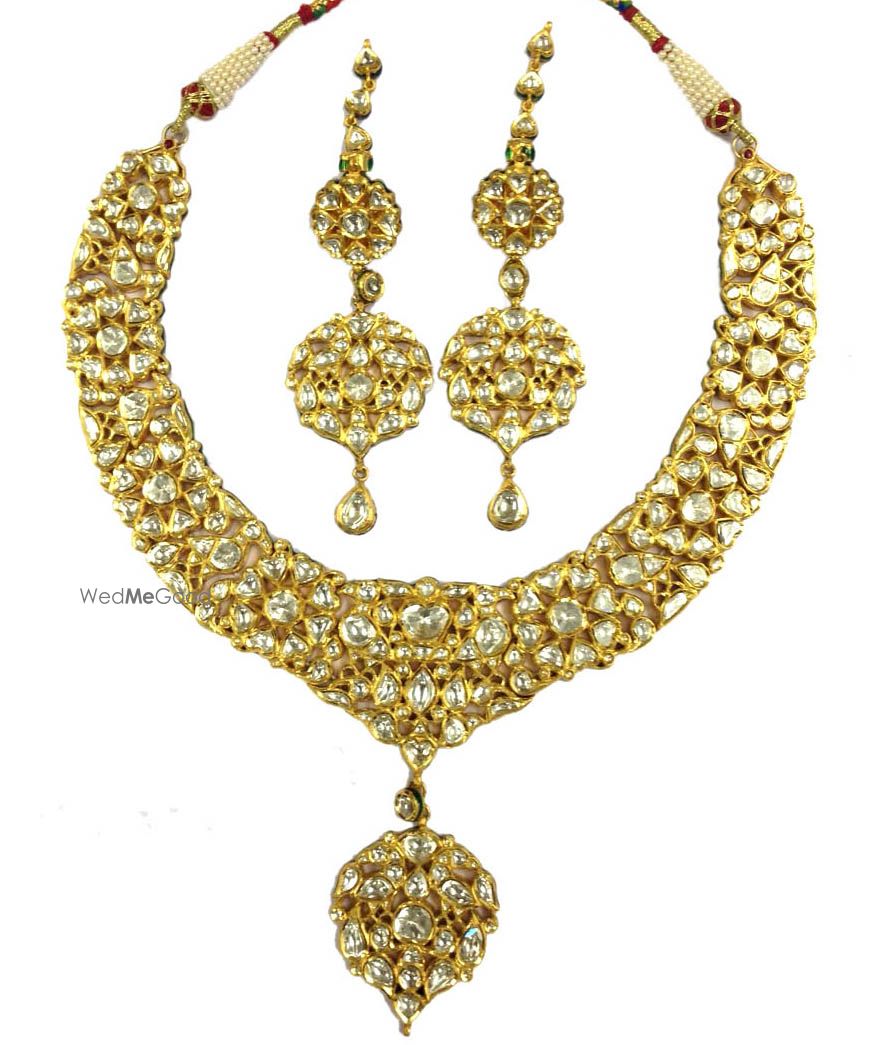 Photo of bridal necklace in polki