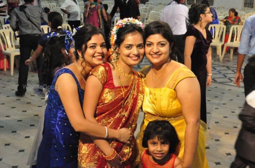 Photo By Vee Sharp Photography - Photographers