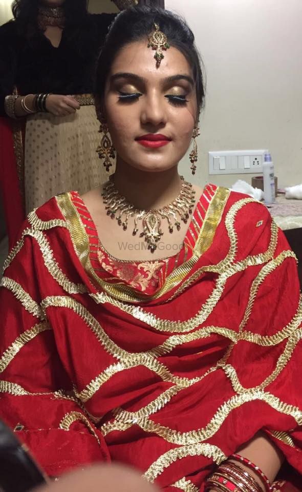 Photo By Makeup Artist Namisha Puniani and Guneet Kaur - Bridal Makeup