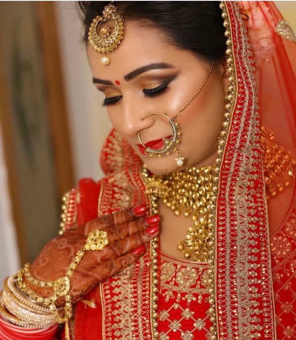 Photo By Makeovers by Rashmeet - Bridal Makeup