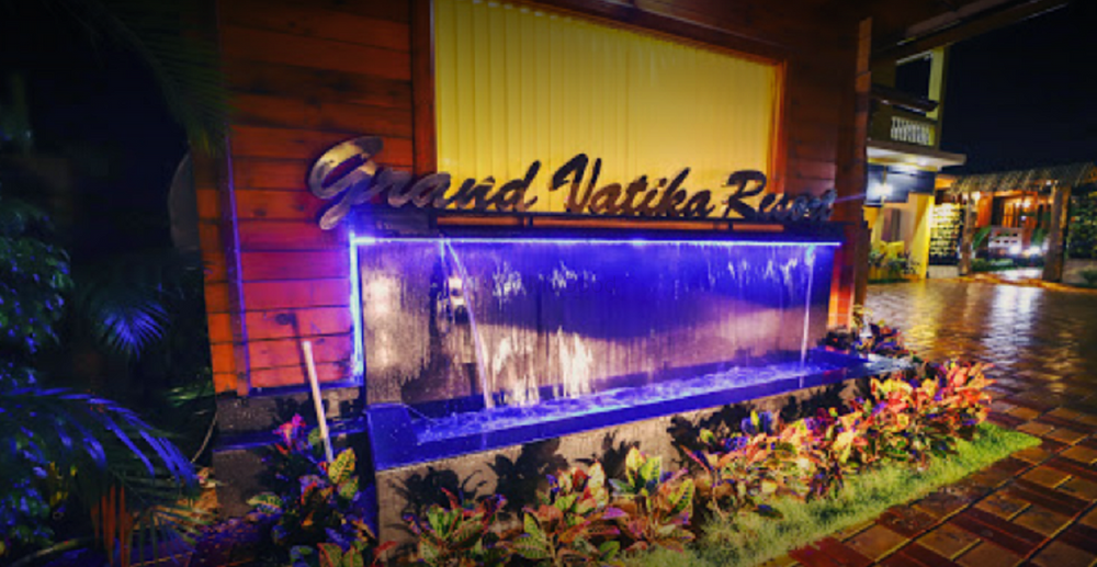 Grand Vatika Resort