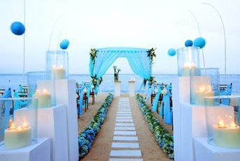 Photo of sea-side wedding entrance decor