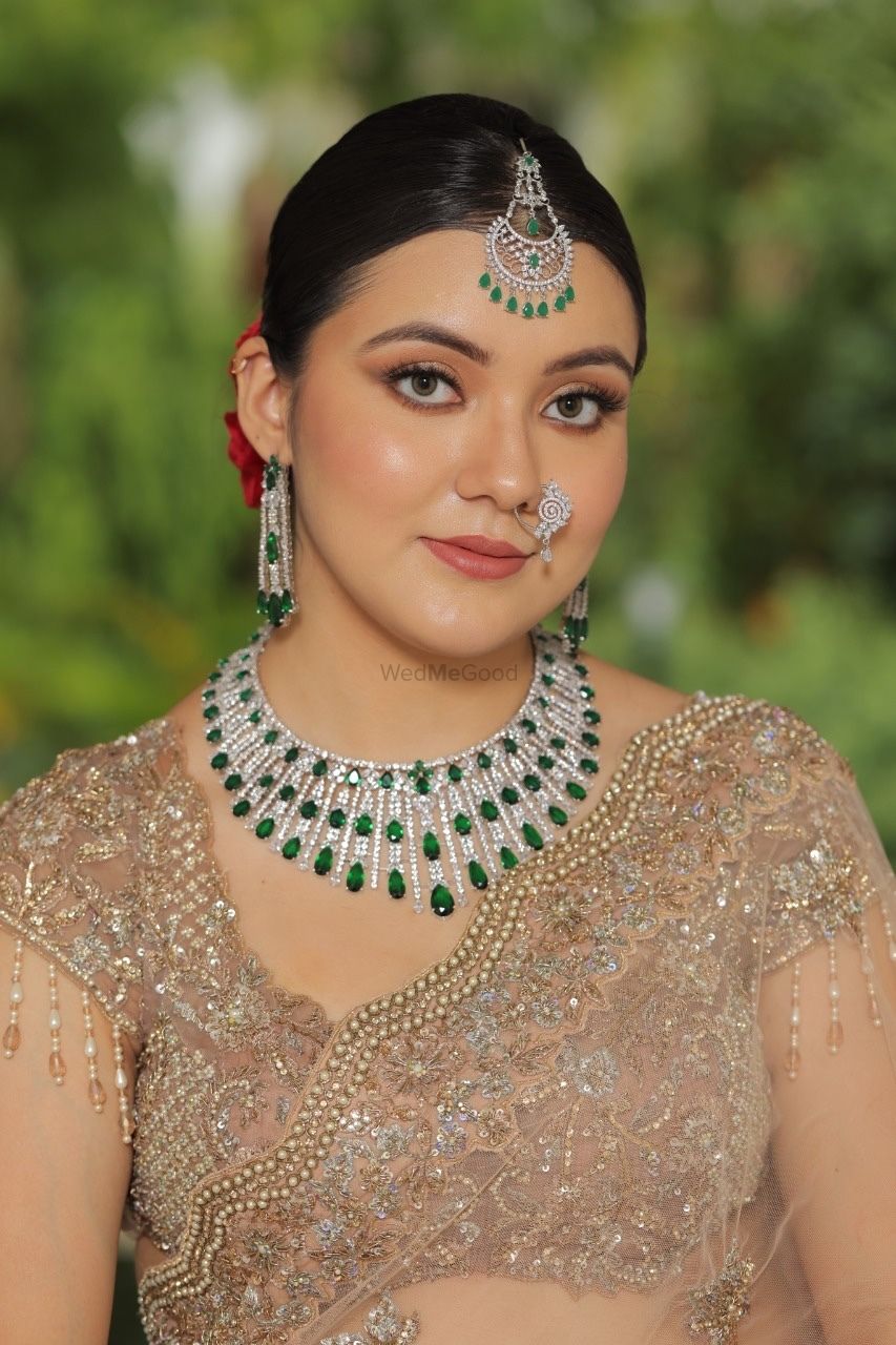 Photo By Gunjan Dawar Makeovers - Bridal Makeup