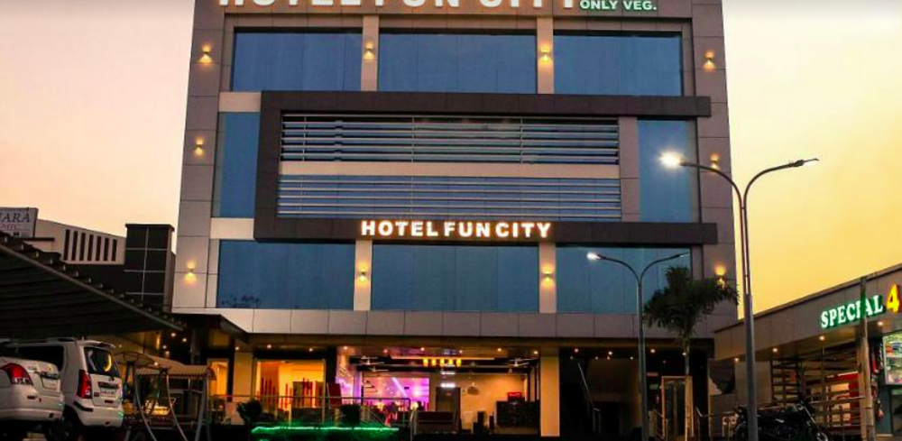 Hotel Fun City