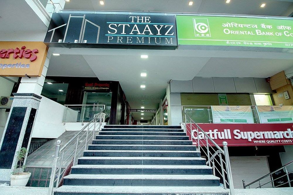 Hotel Staayz Premium