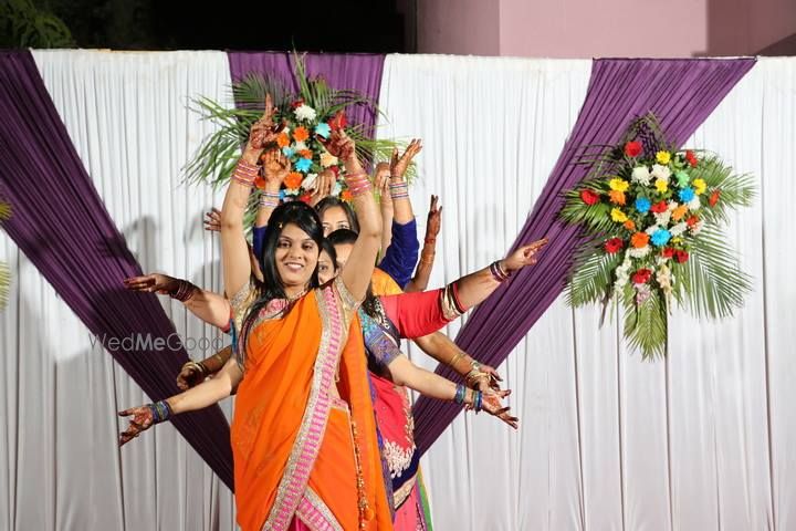 Photo By Love Birds Events - Sangeet Choreographer