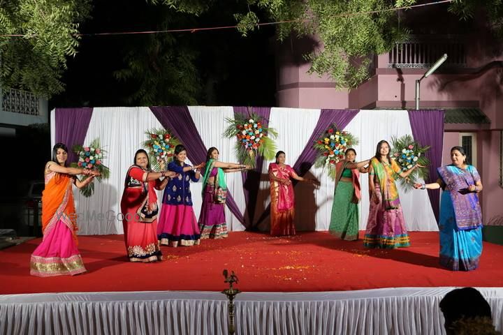 Photo By Love Birds Events - Sangeet Choreographer