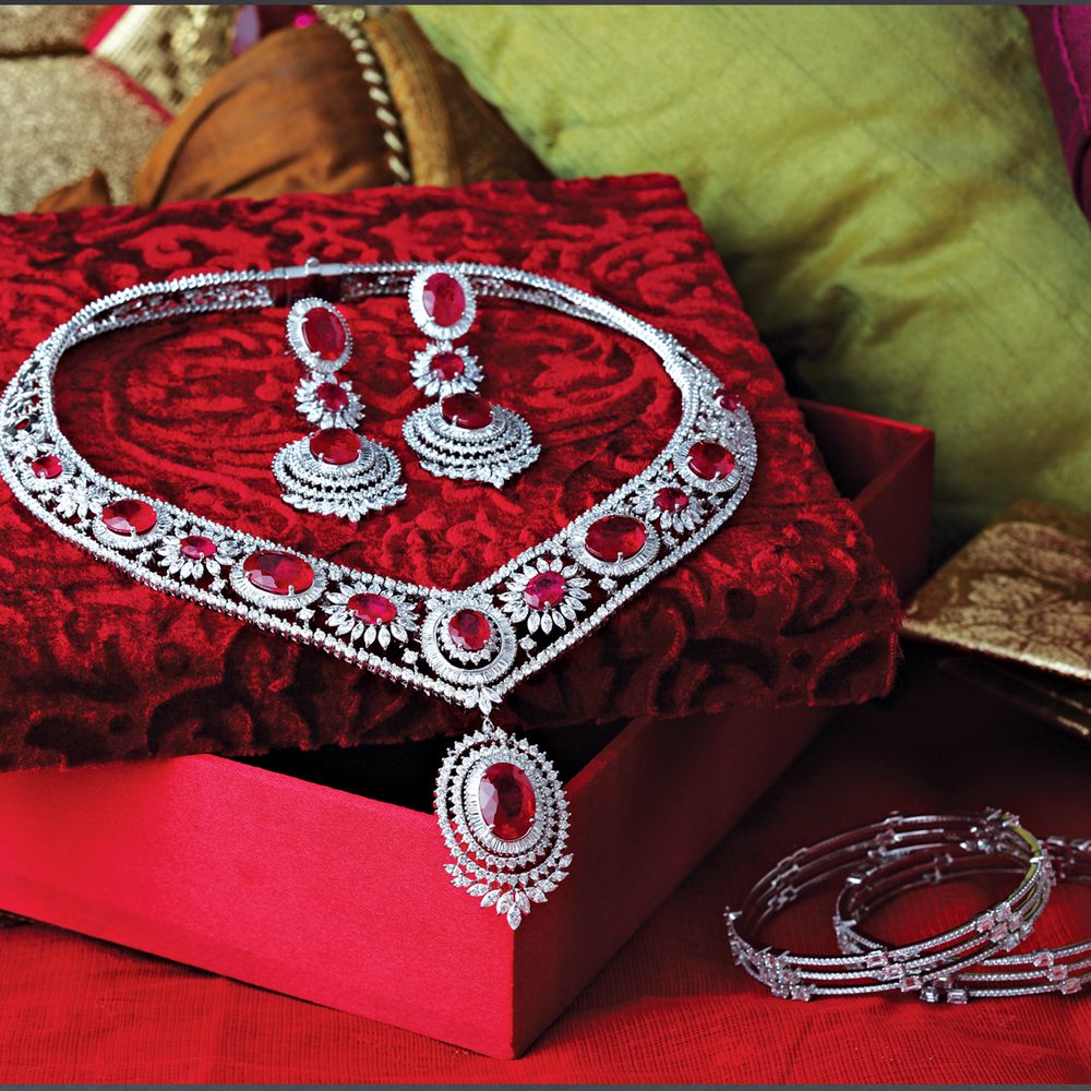 Wedding Jewellery Photo diamond and ruby necklace