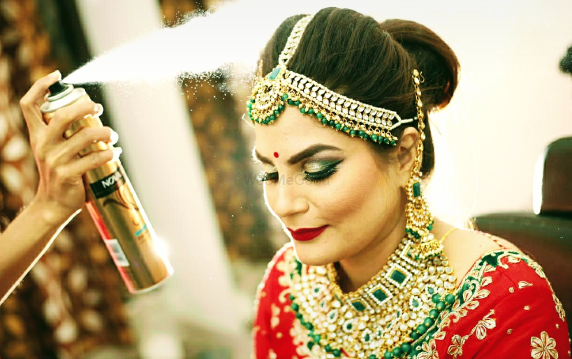Aarti Sen Makeup Artist