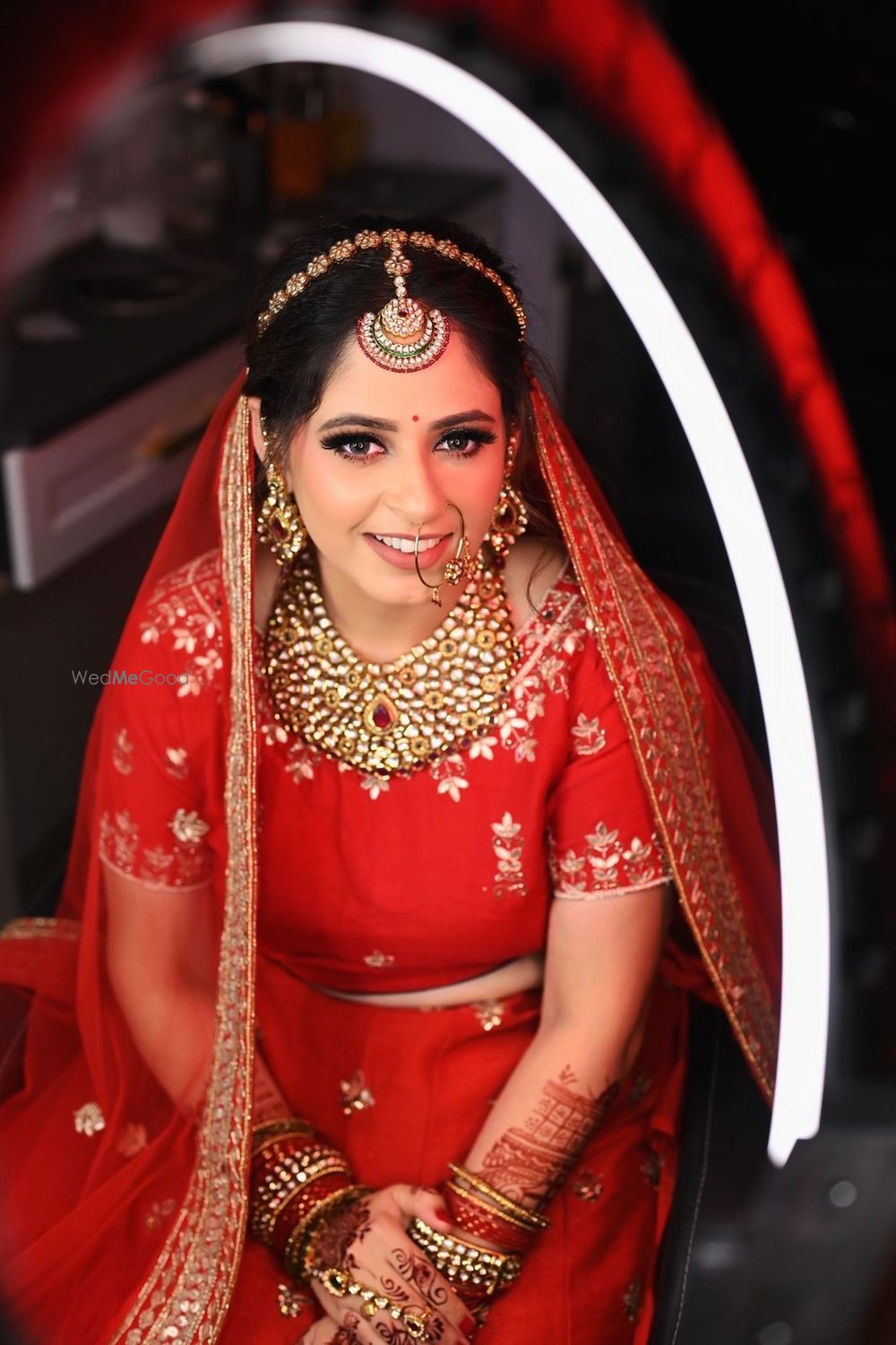 Photo By Ashi Tandon Makeovers - Bridal Makeup