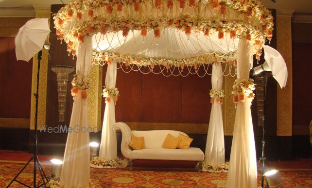 Photo By DG Wedding Decor - Decorators