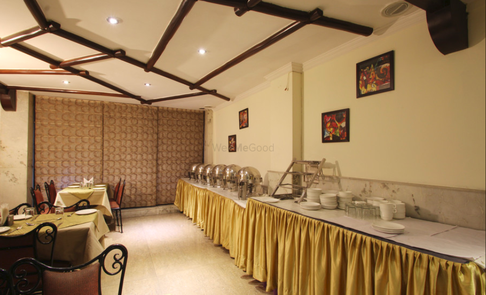 Photo By Hotel Crest Inn - Venues