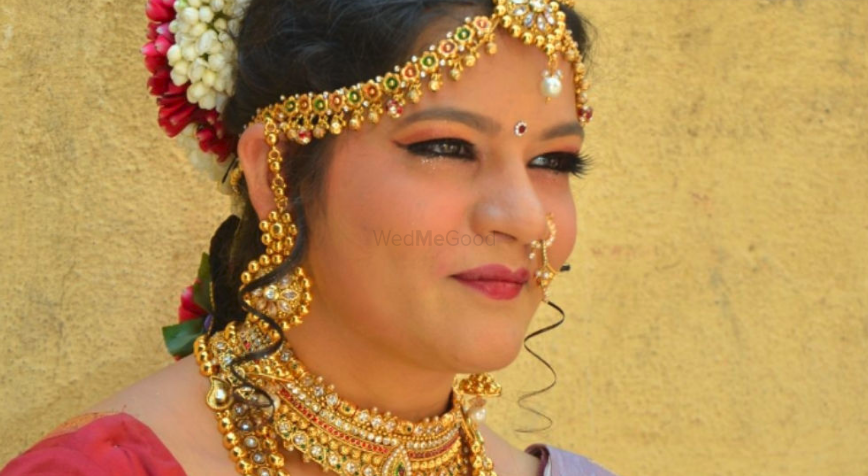 Meera Beauty Parlour