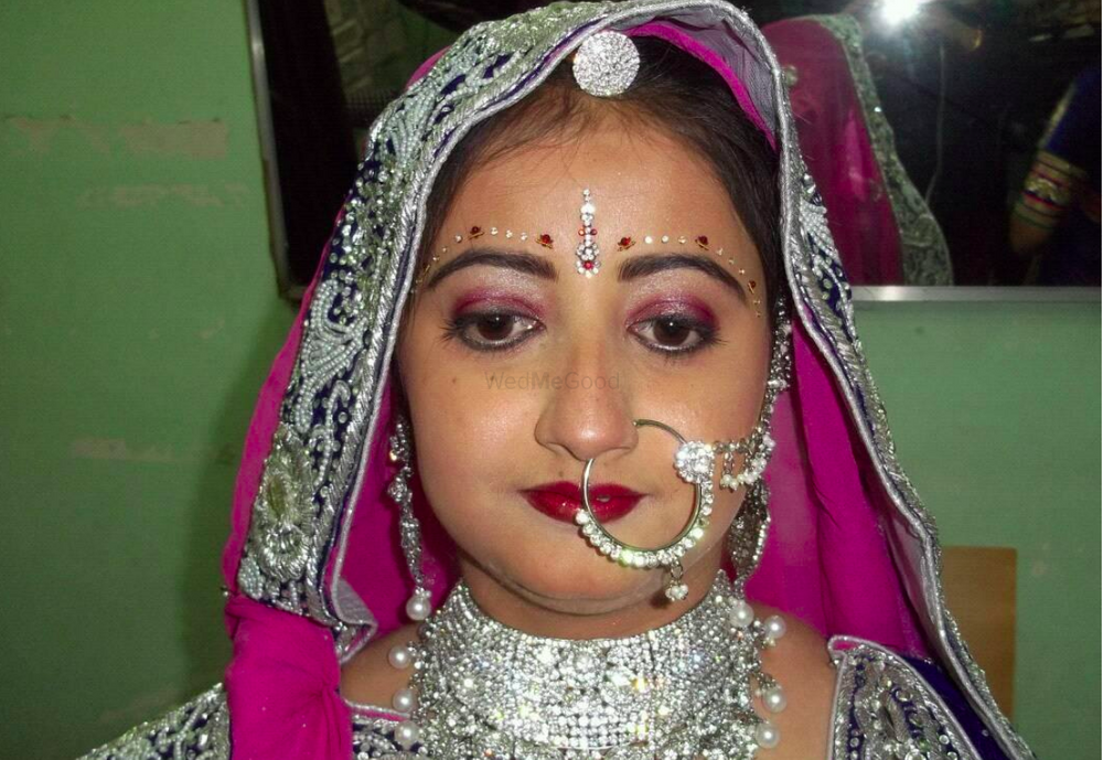 Preeti Beauty Parlour