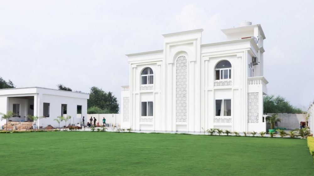Trident Lawn