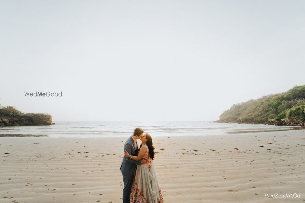Photo By WedZoneWood - Photographers