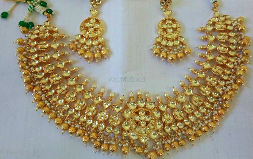 Rishu Jewellers