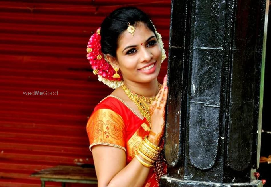 Photo By Beauty Expert - Bridal Makeup