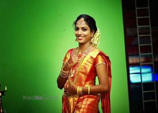 Photo By Beauty Expert - Bridal Makeup