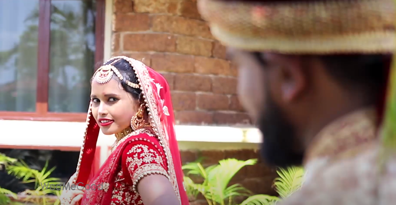 Photo By Lens Lover Photography - Photographers