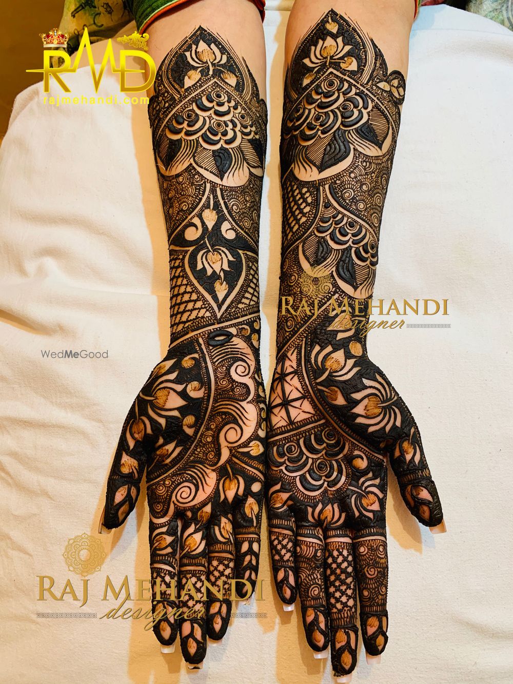 Photo By Raj Mehandi Designer - Mehendi Artist