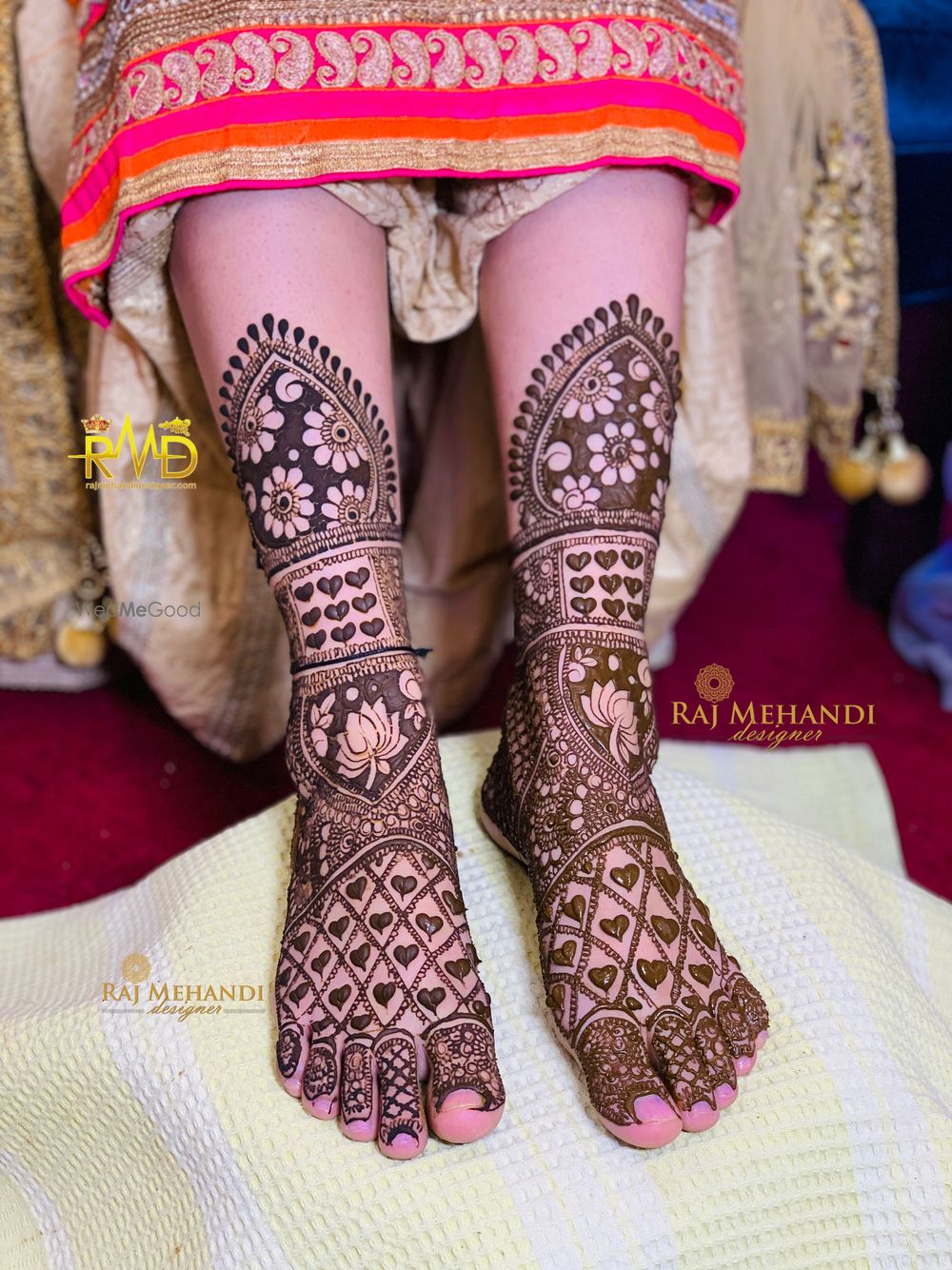 Photo By Raj Mehandi Designer - Mehendi Artist