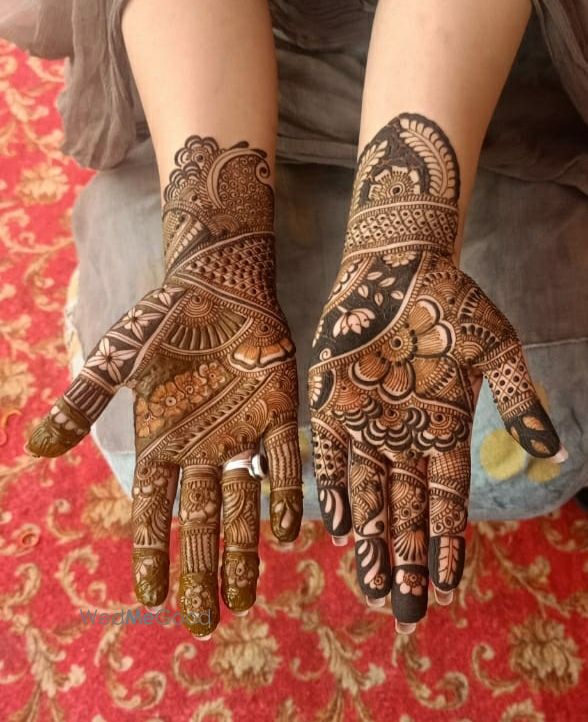 Photo By Lokesh Mehendi Artist - Mehendi Artist