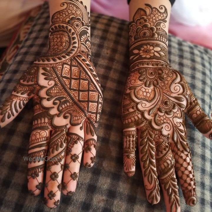 Photo By Lokesh Mehendi Artist - Mehendi Artist