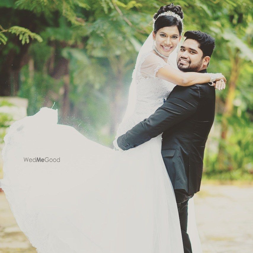 Photo By Knots & Vows - Photographers