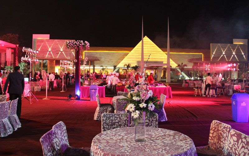 Photo By Silver Oak Garden & Resorts - Venues