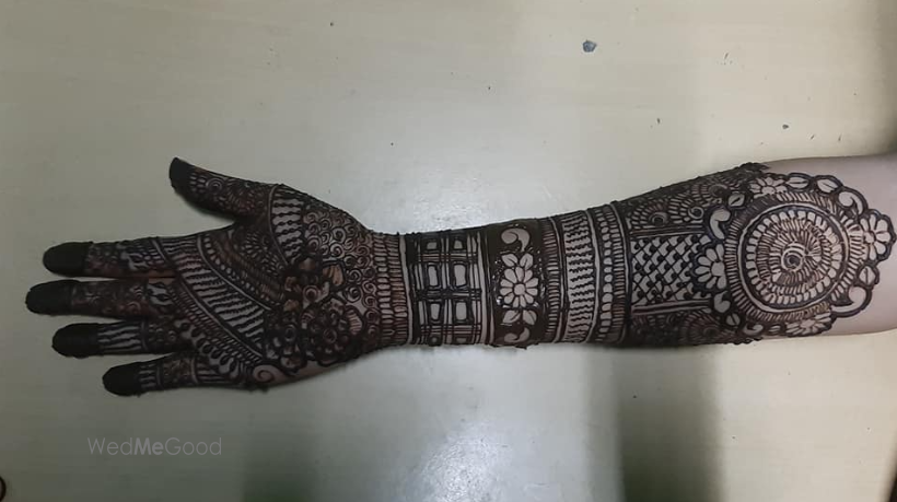 Meghna Mehendi Artist