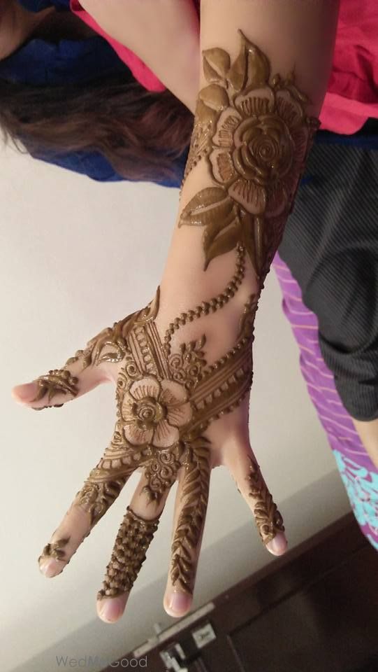 Photo By Artist Neeraj Mehendi Art - Mehendi Artist