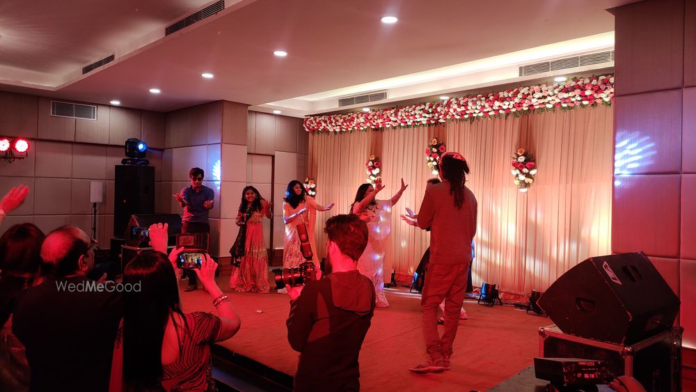 Photo By Mashup Events - Sangeet Choreographer