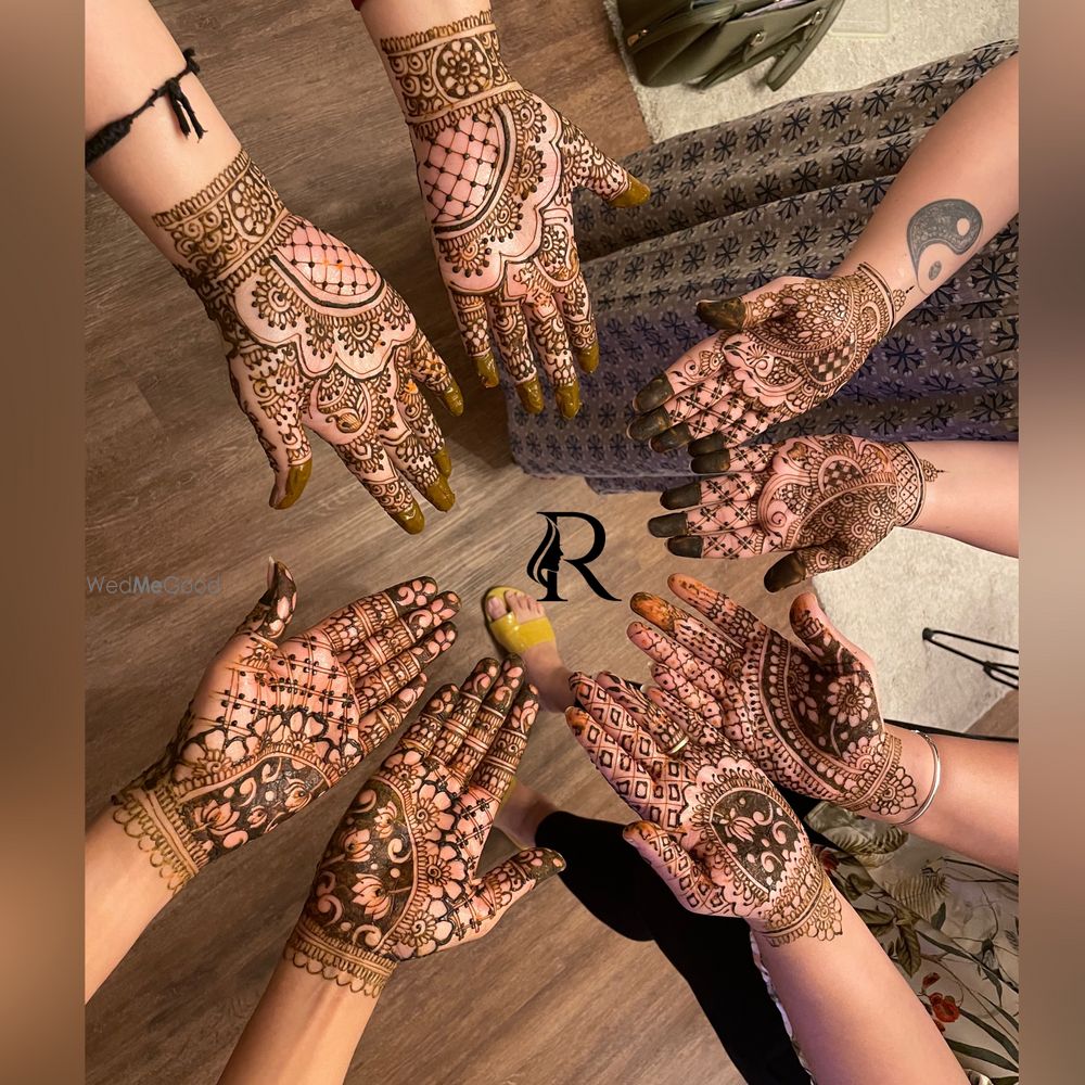 Photo By Glowing Hands Dubai - Mehendi Artist